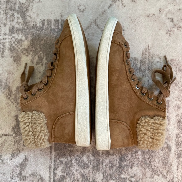 UGG Olive Sneakers in Brown Shearling Trim with Side Zip Size 6.5 - Picture 14 of 14